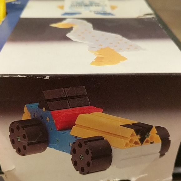 🎉HP🎉 NWT Vintage Mottik toy set & carrying/storage case - Picture 5 of 16